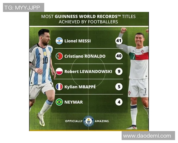 熊本深红与福冈山峰的激烈对决展现足球魅力与团队精神 熊本深红与福冈山峰的激烈对决展现足球魅力与团队精神