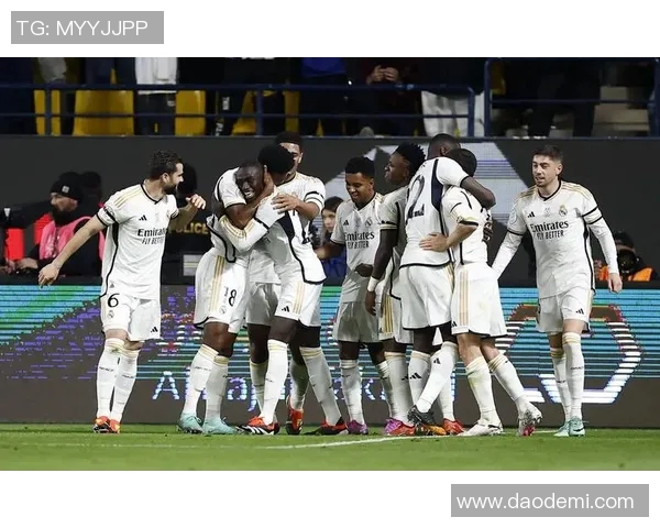 皇马与皇家社会阵容对比分析及比赛前瞻探讨