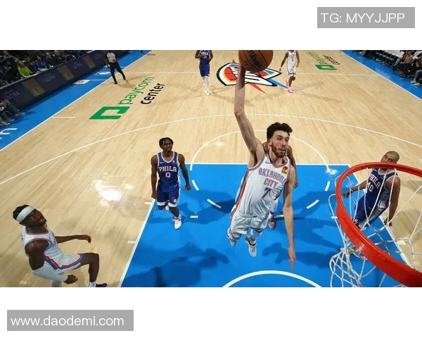 霍姆格伦复出首战表现惊艳7次封盖助雷霆重建圆满成功